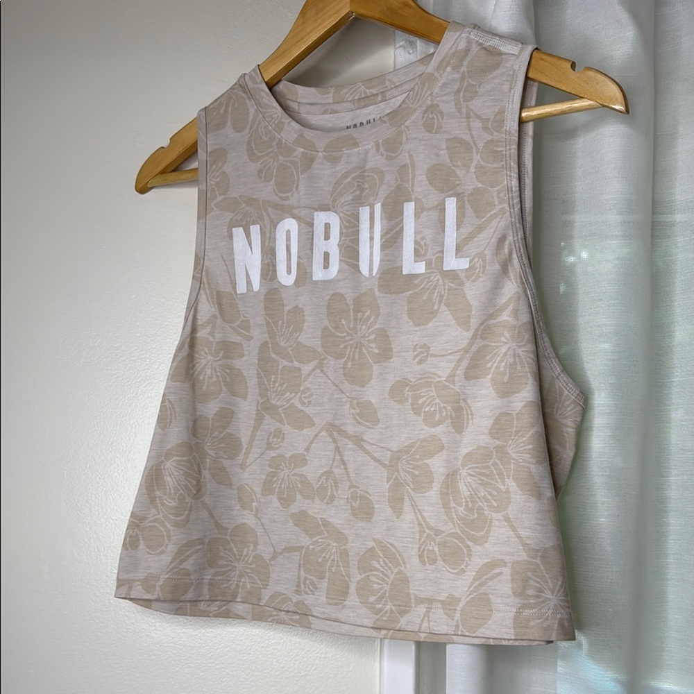 NOBULL Floral Muscle Tee Crop Boxy Top - Size M